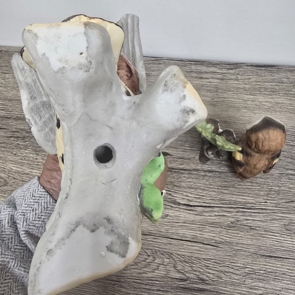 Vintage Owl Figurines Lot Of 2  Porcelain Korea Owl Collectors Baby Birds - Picture 4 of 6